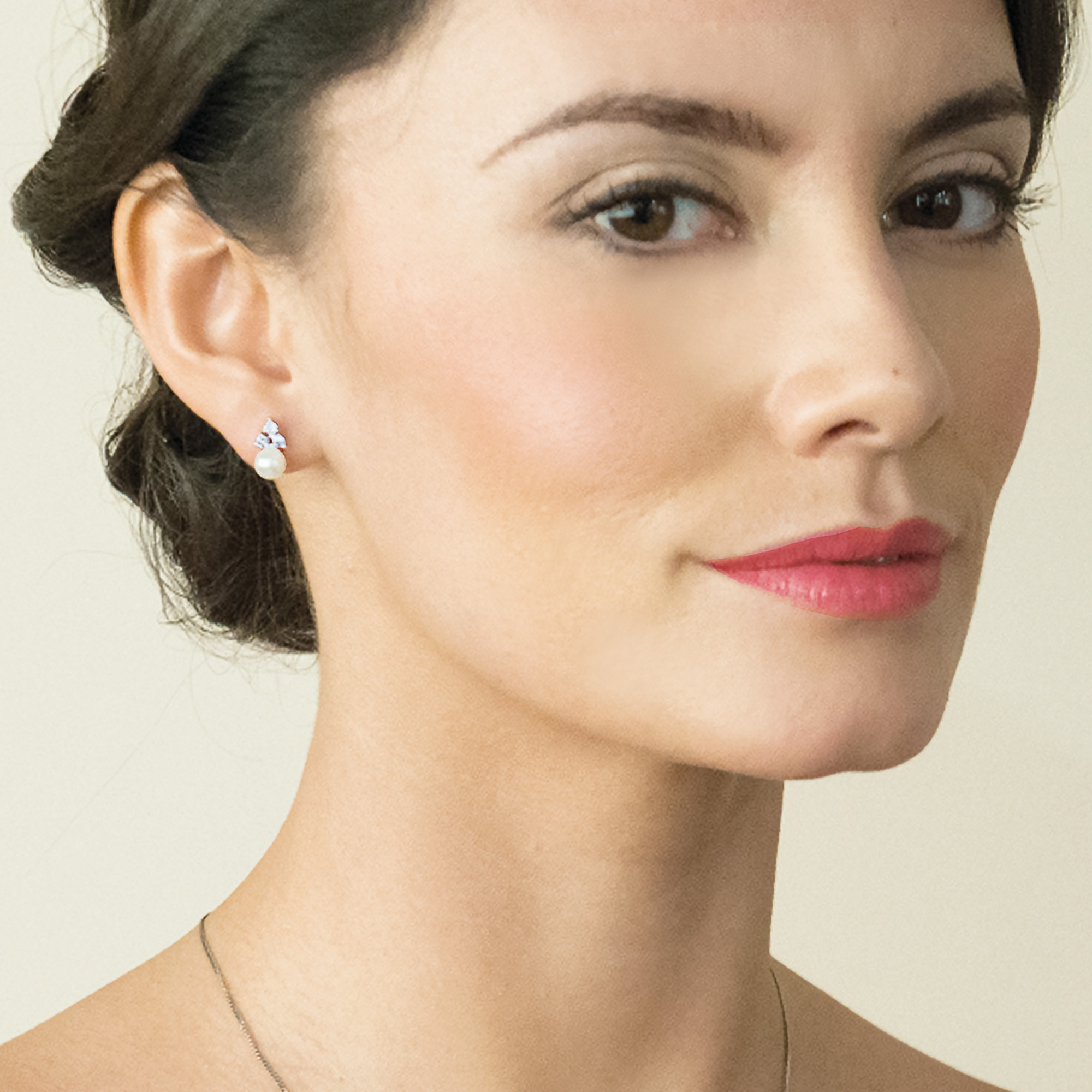 Pearl Bridal Stud Earrings – Classic Pearl