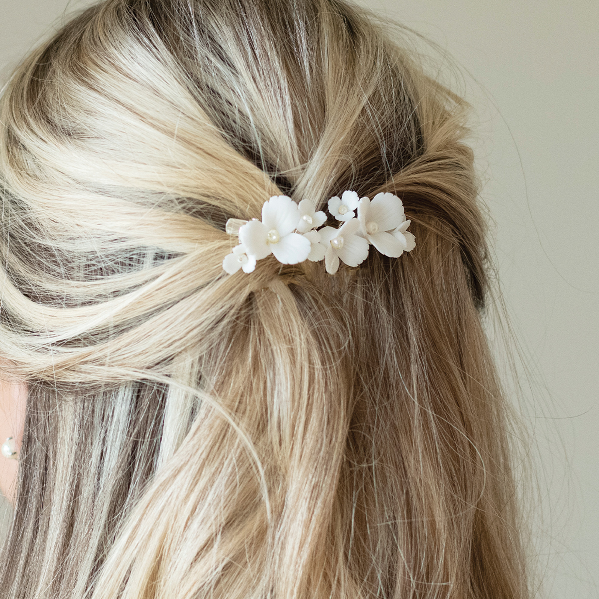 Ceramic Flower Bridal Hair Clip – Elderflower