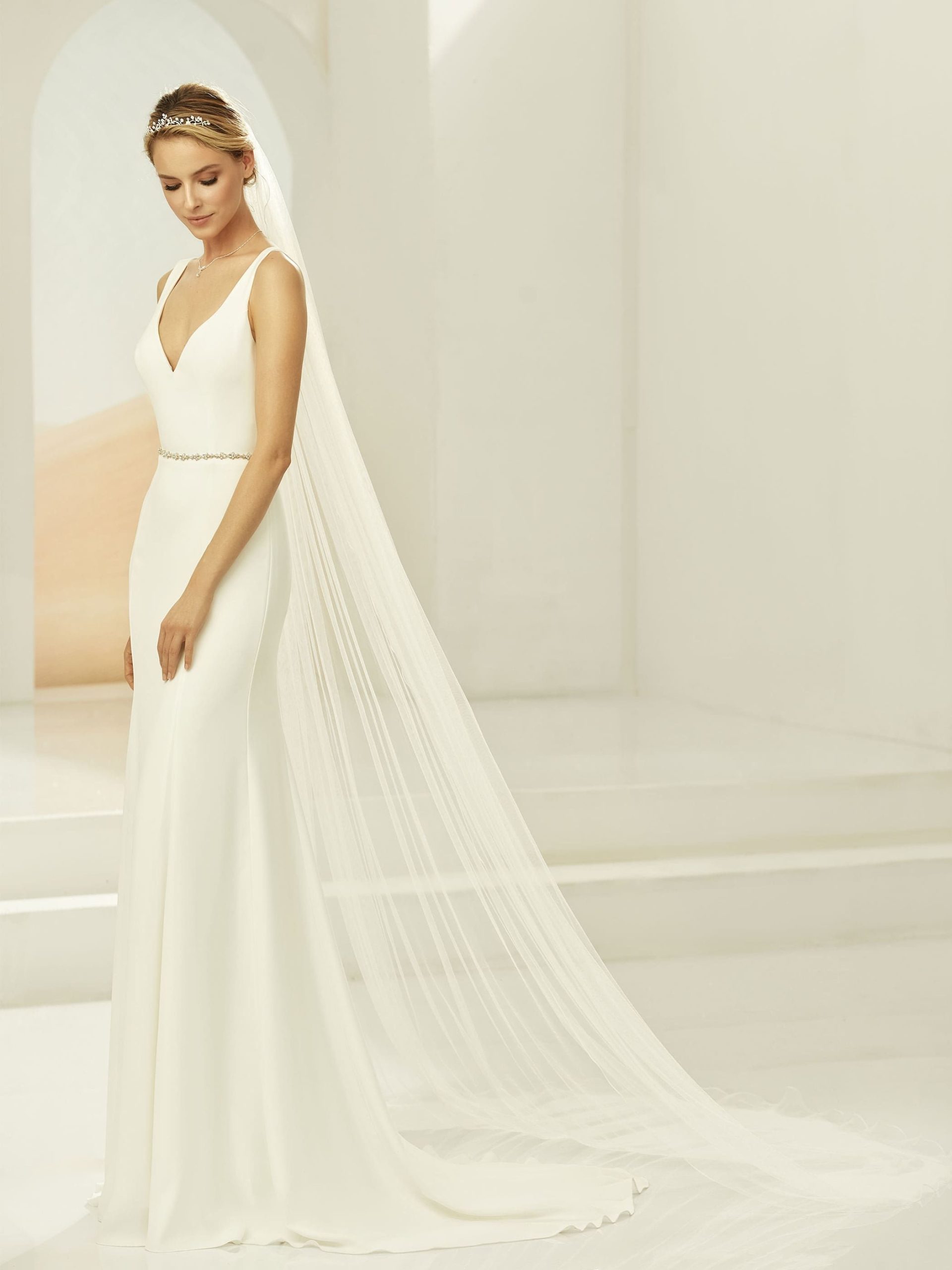 Ivory Plain Single Tier Chapel Veil with Corded Edge – S388