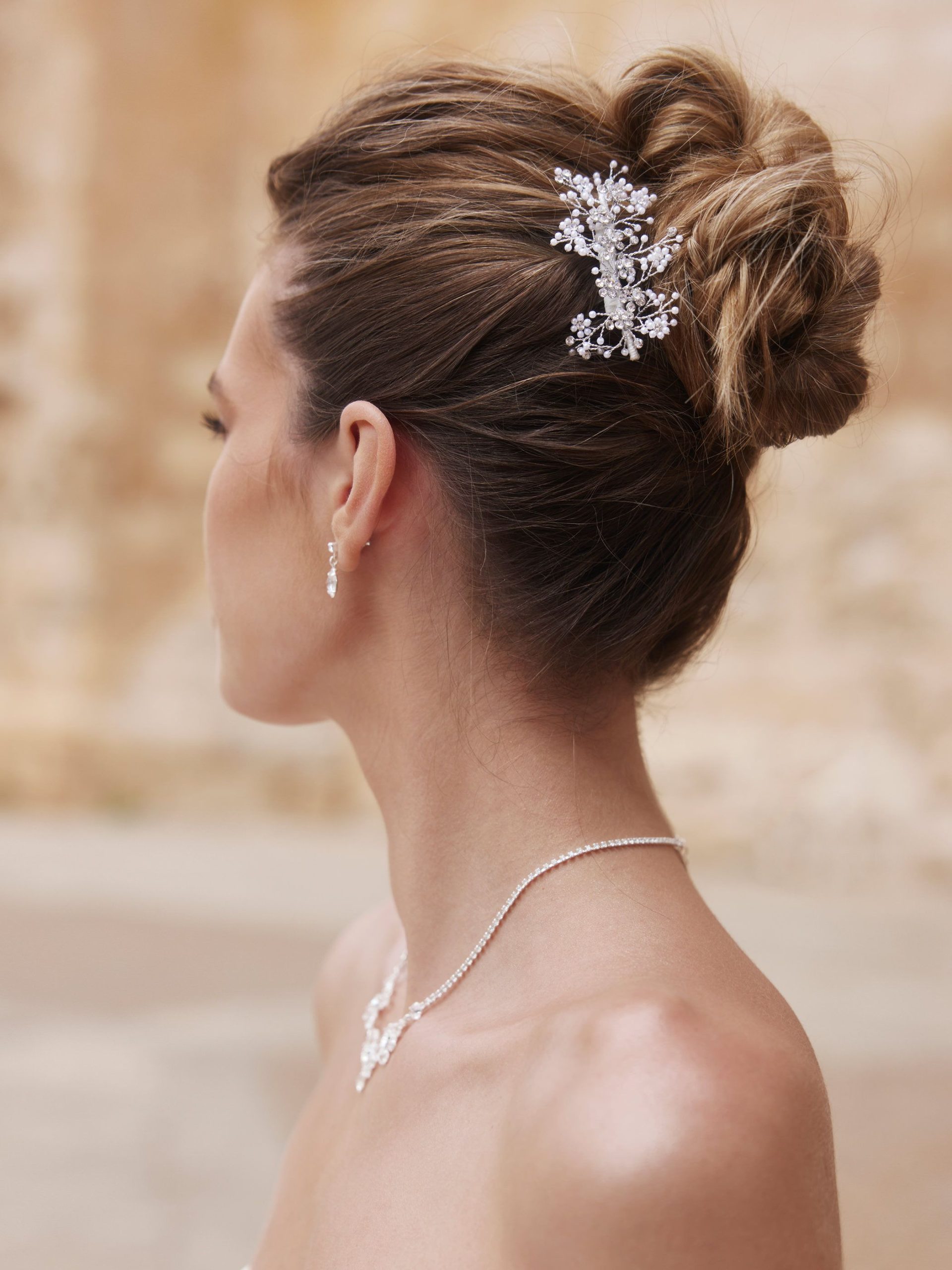 Small Pearl and Rhinestone Hair Comb j042