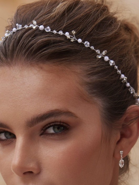 Dainty Bridal Hair Vine J053