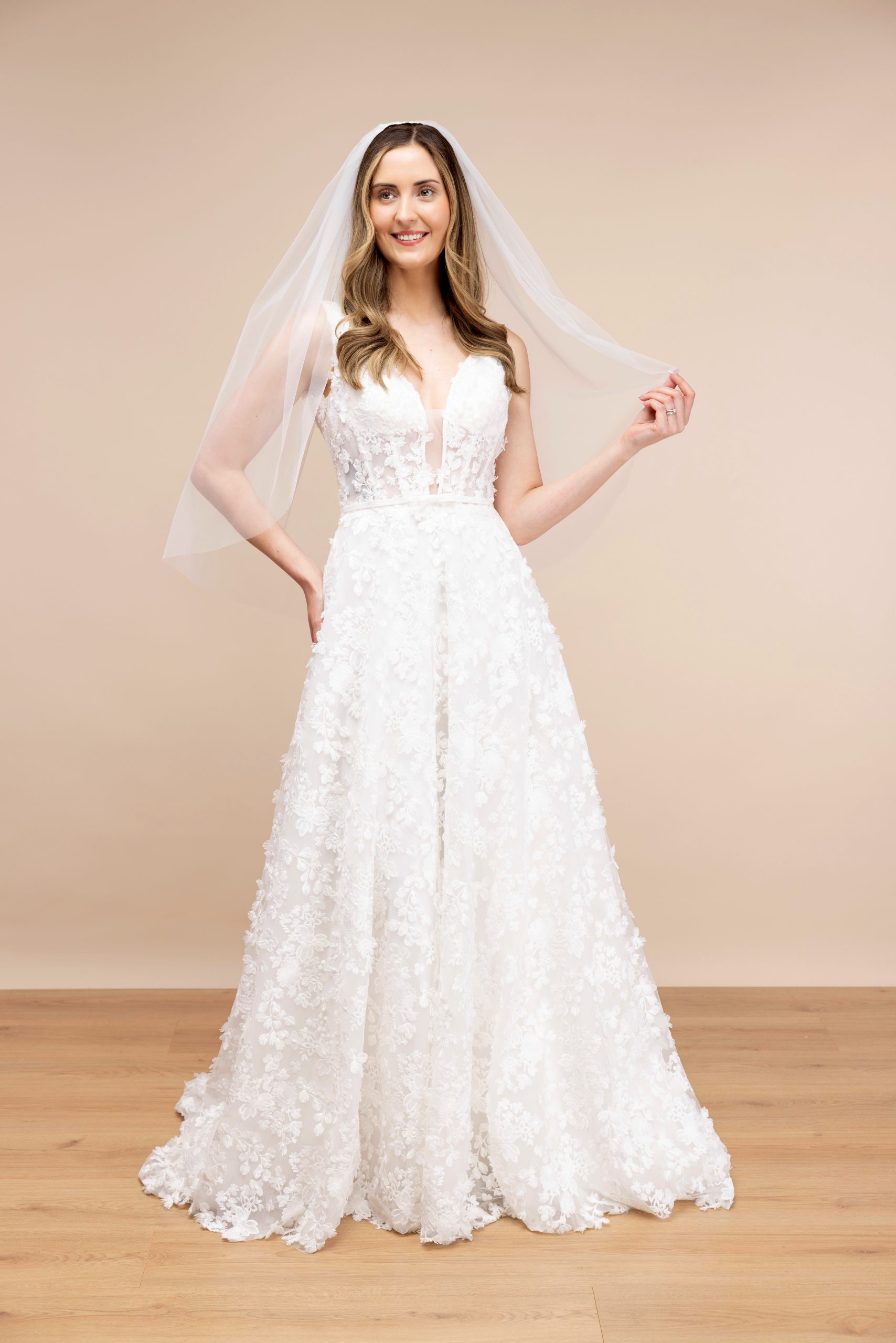 Hip-Length Wedding Veil PBV9001-90