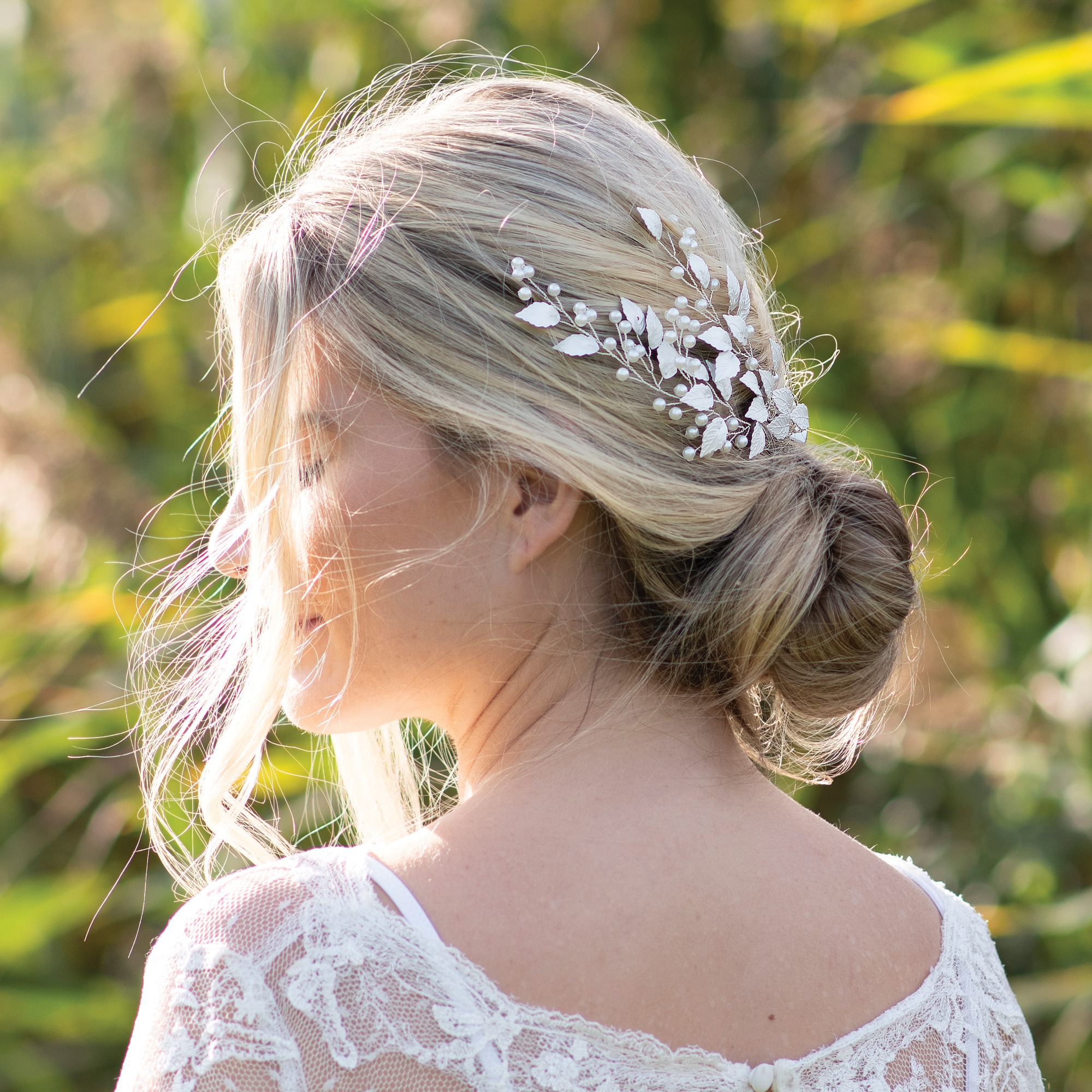 Pearl and Leaf Wedding Hair Clip – Summer Breeze