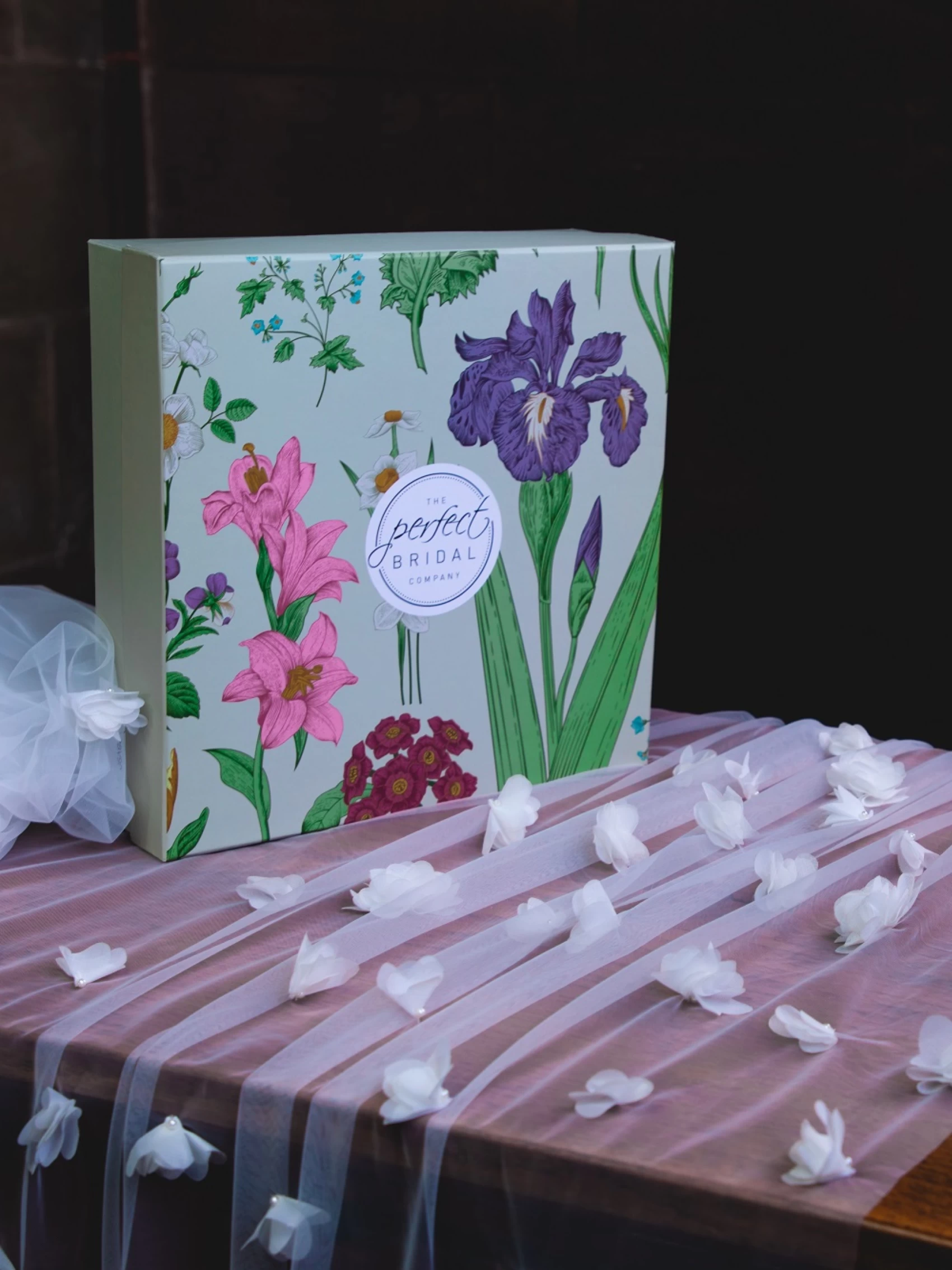 Cascading Flowers Cathedral Veil – PBV9017
