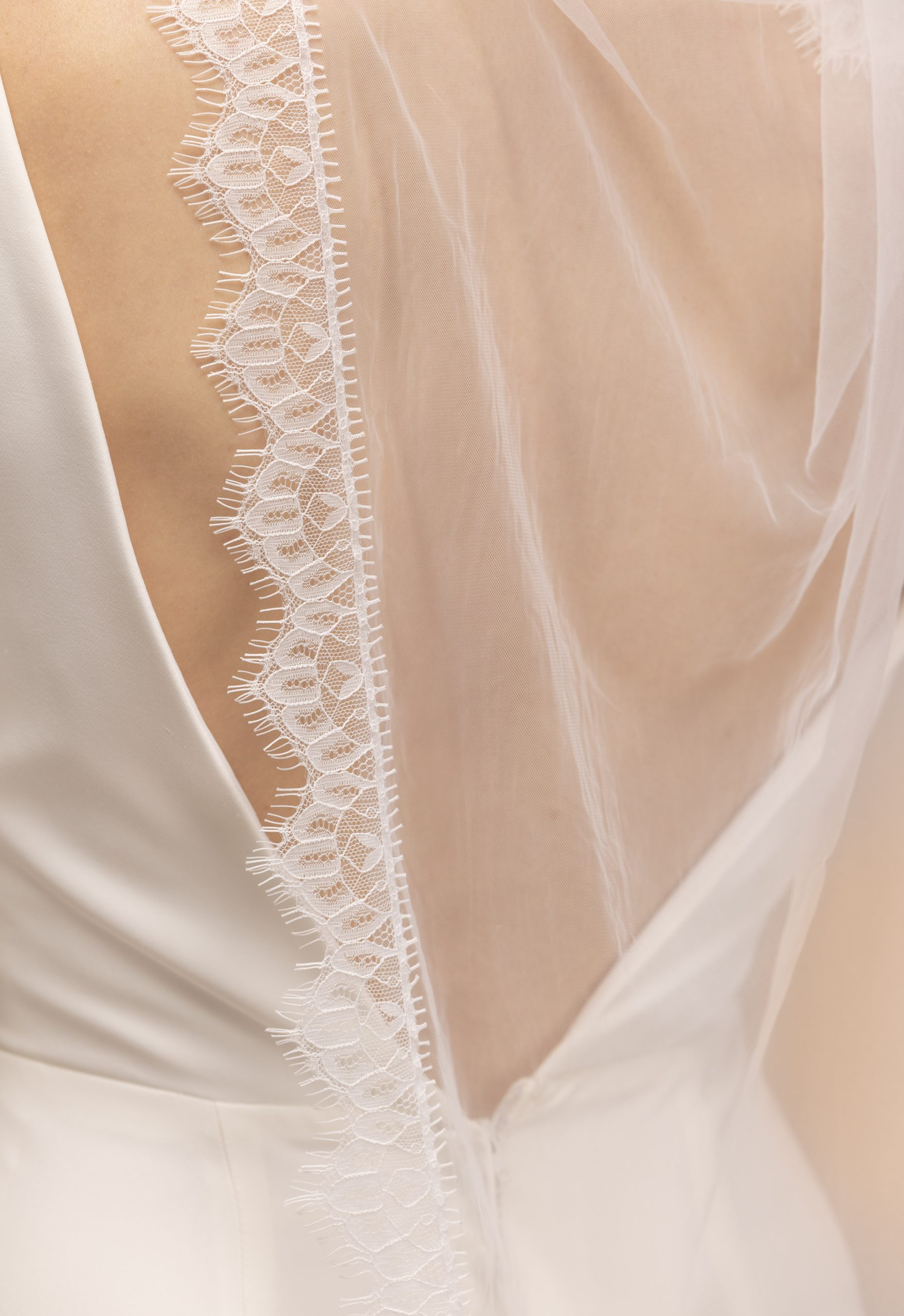 Two Tier Chantilly Cathedral Veil PBV9089