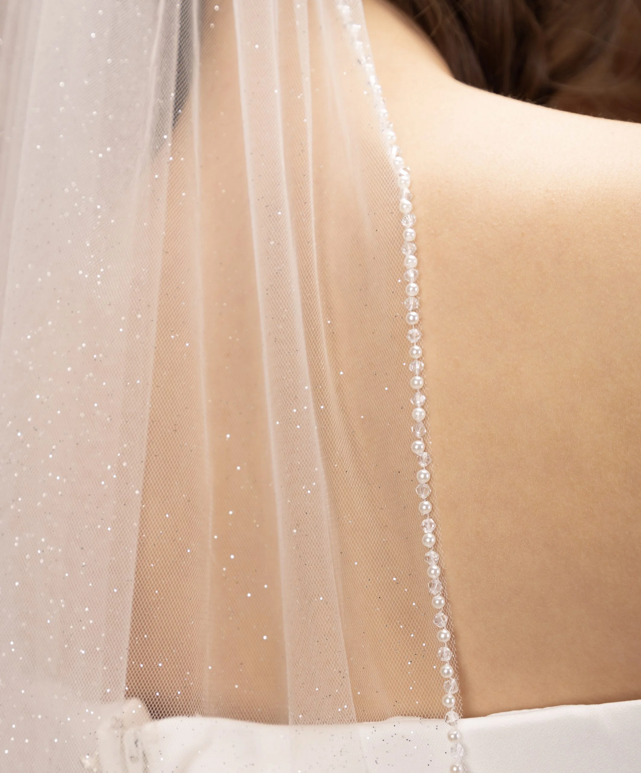 Glitter Pearl Fingertip Veil – PBV9057