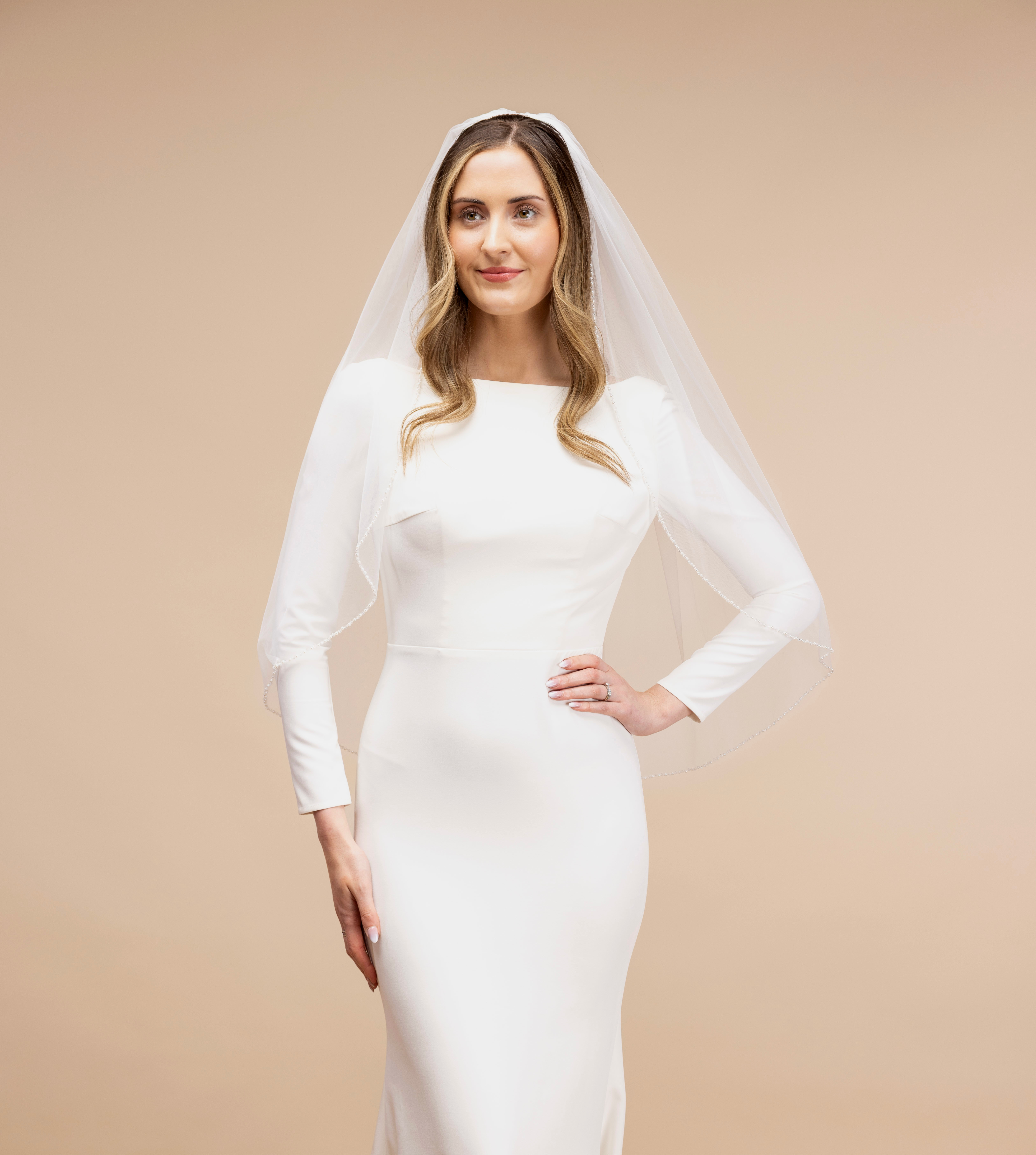 Pearl and Crystal Hip Veil – PBV9024